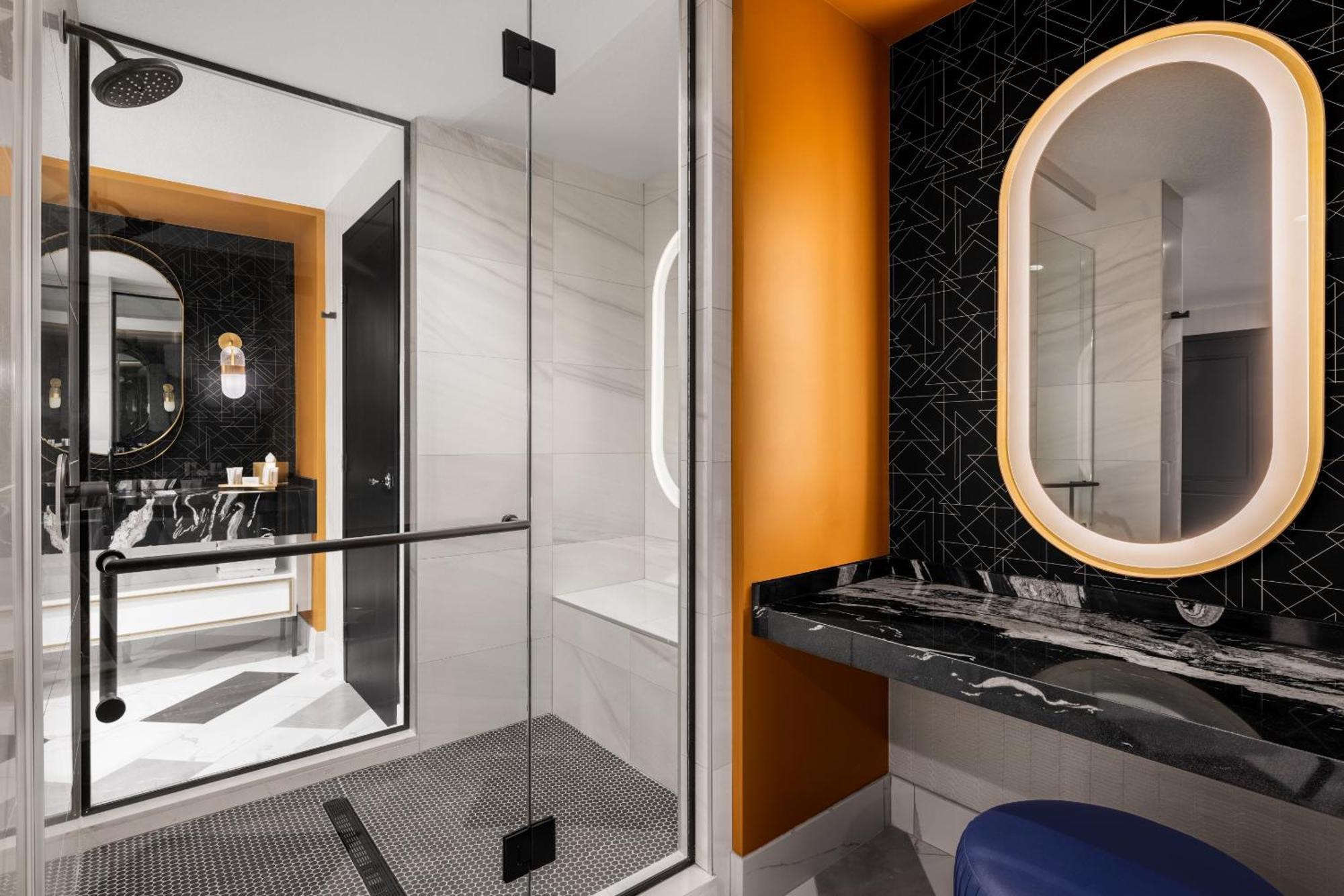Paris Las Vegas Hotel & Casino (Adults Only) Esterno foto Bathroom