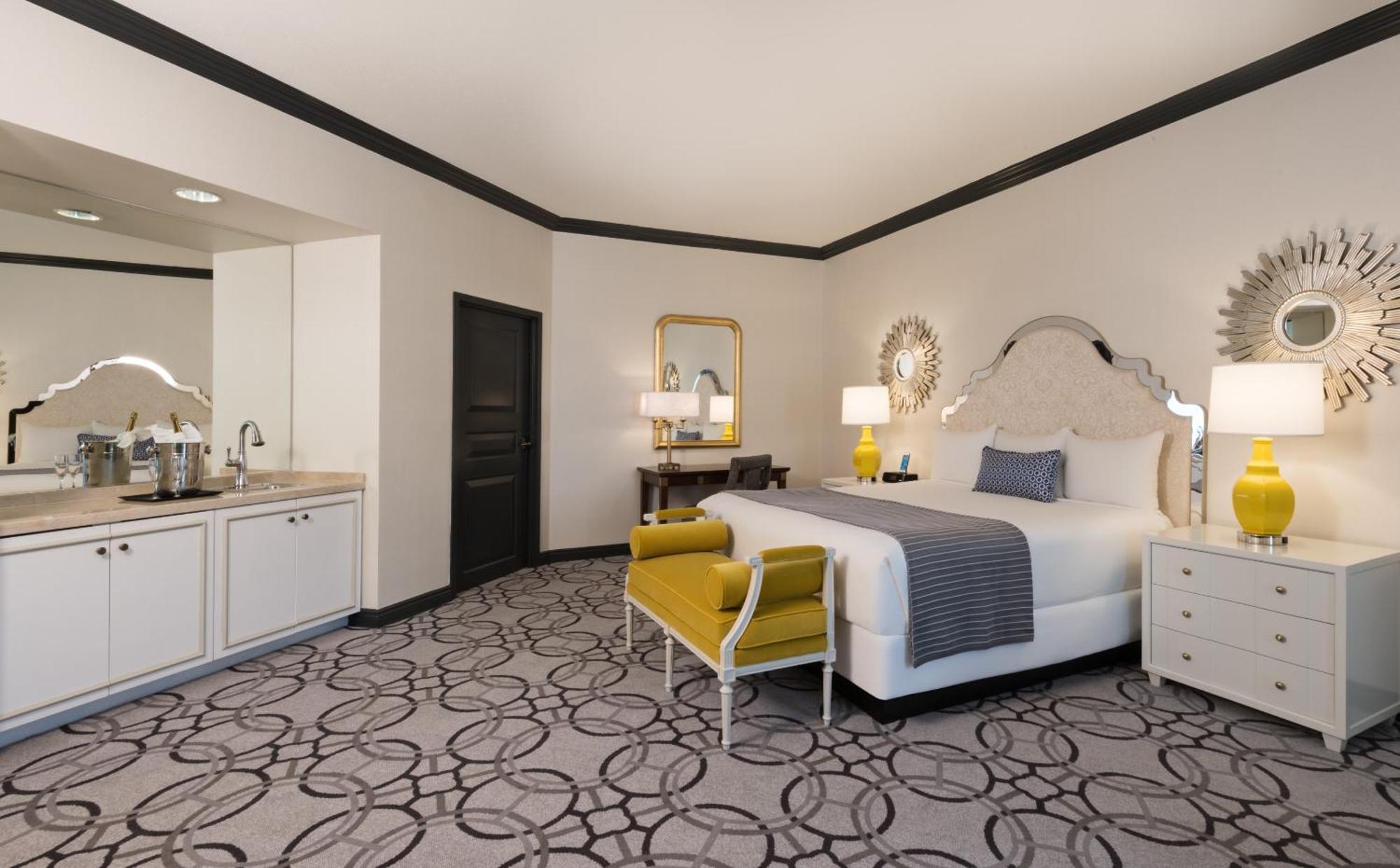Paris Las Vegas Hotel & Casino (Adults Only) Esterno foto A room at the W Hollywood