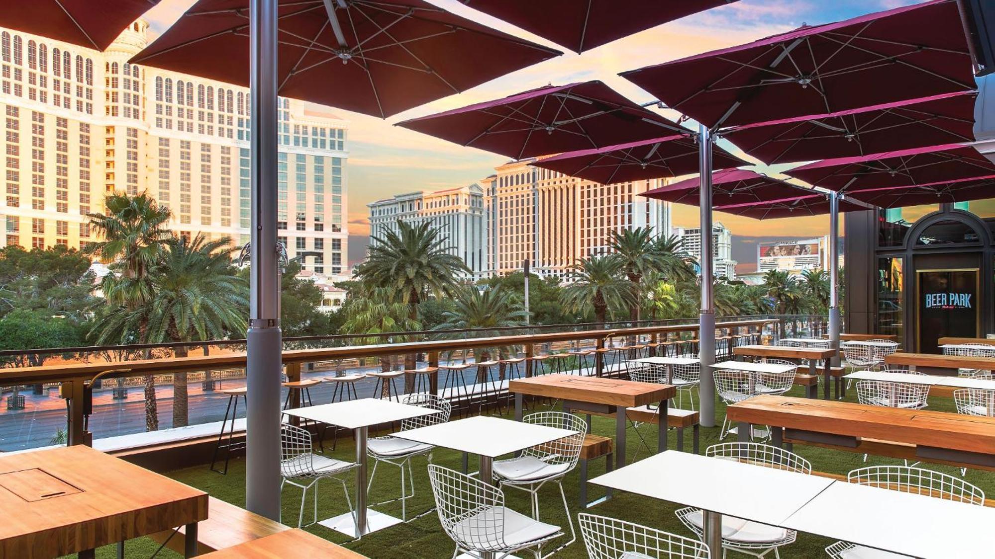 Paris Las Vegas Hotel & Casino (Adults Only) Esterno foto Beer Park